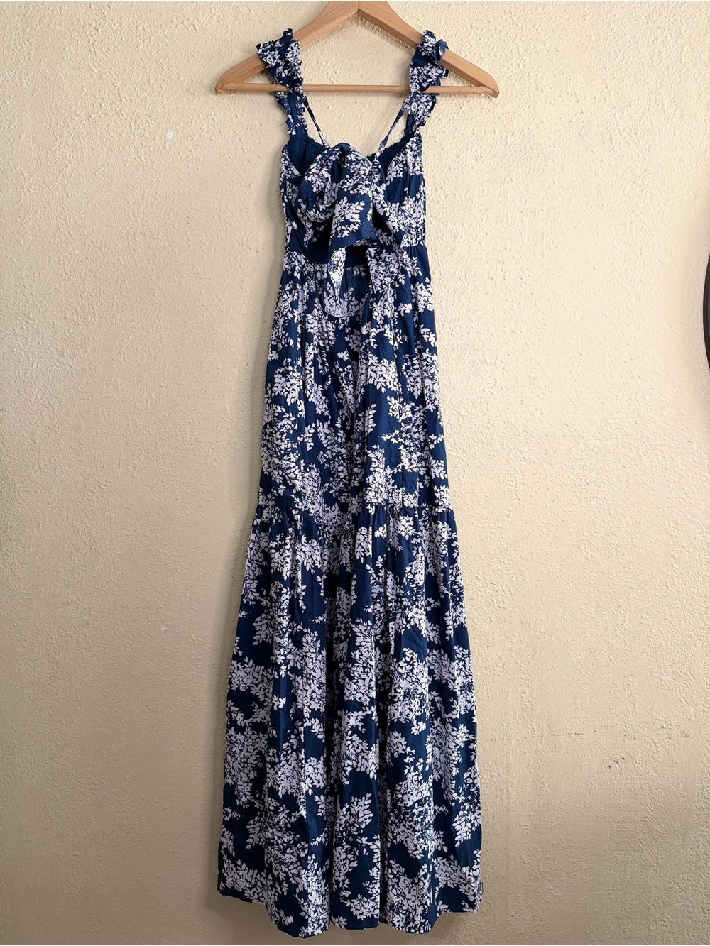 Abercrombie & Fitch | Navy Floral Ruffle-Strap Maxi Dress - Size S - Picture 4 of 5